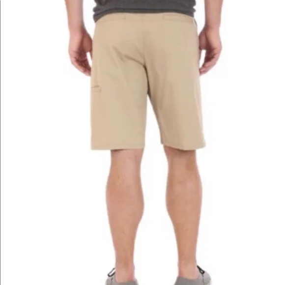Wrangler Mens khaki Shorts Size 46 4-Way Flex Knee Length New - Picture 4 of 7